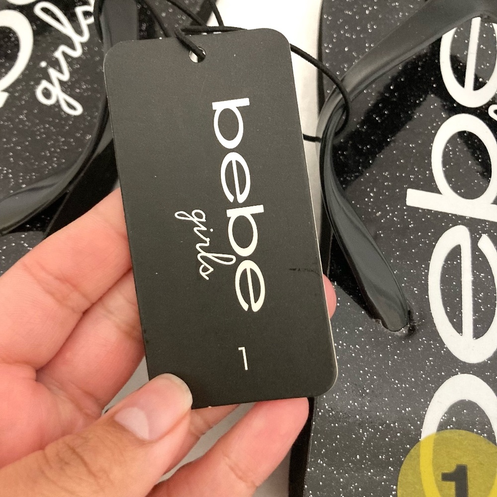 Bebe Girls Flip Flops - Picture 2 of 9